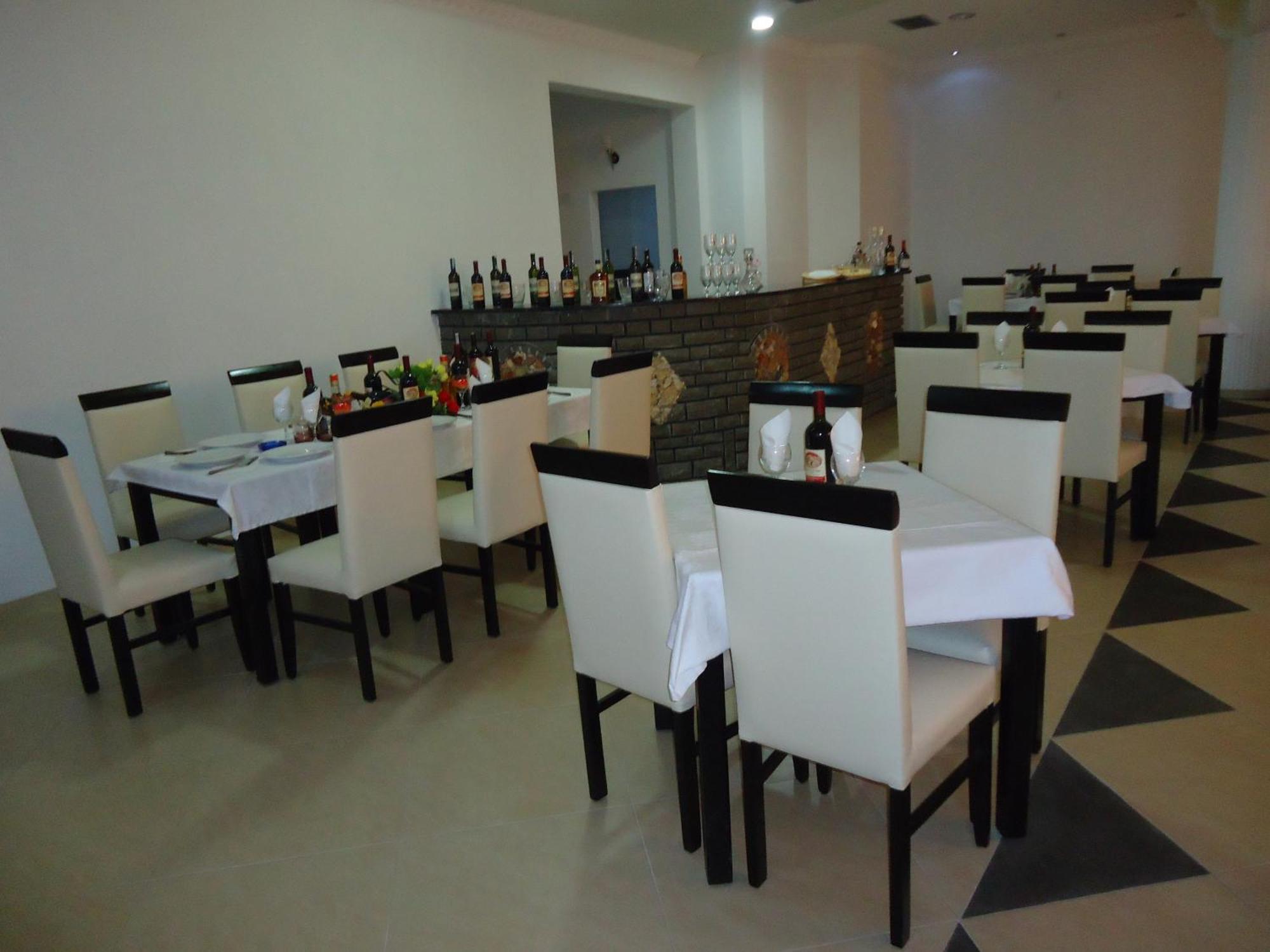 Hotel Albatros Prizren Kültér fotó