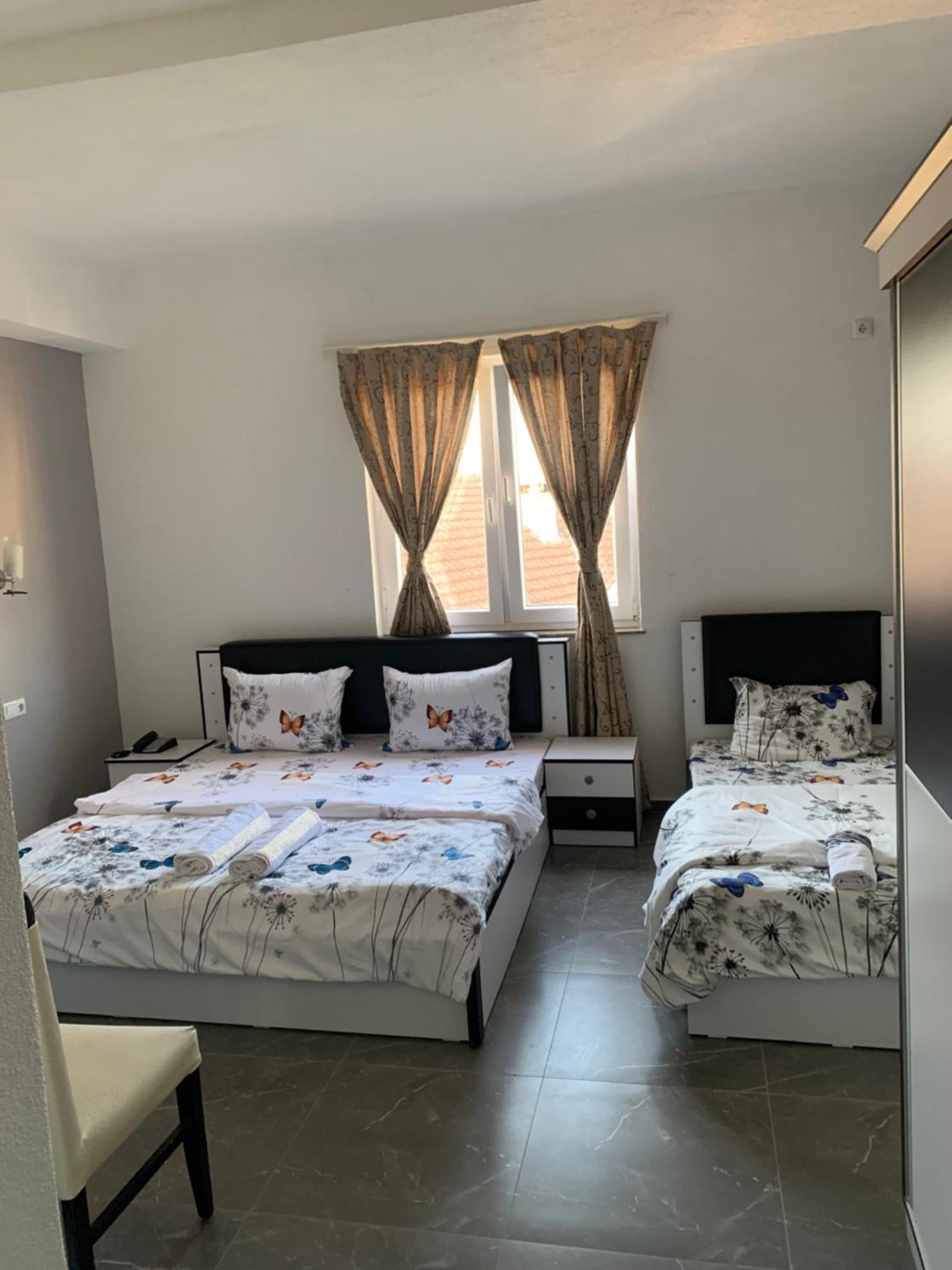 Hotel Albatros Prizren Kültér fotó