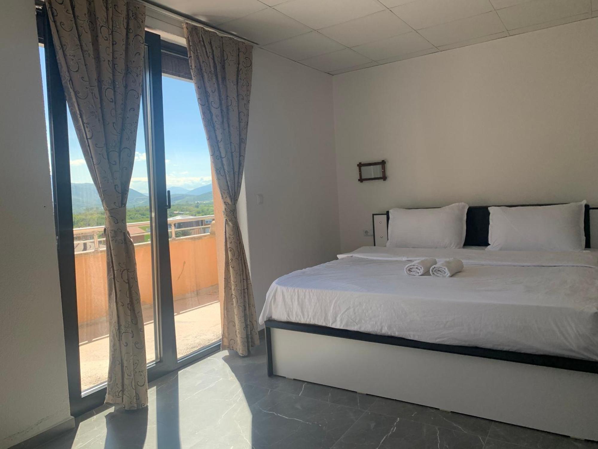 Hotel Albatros Prizren Kültér fotó