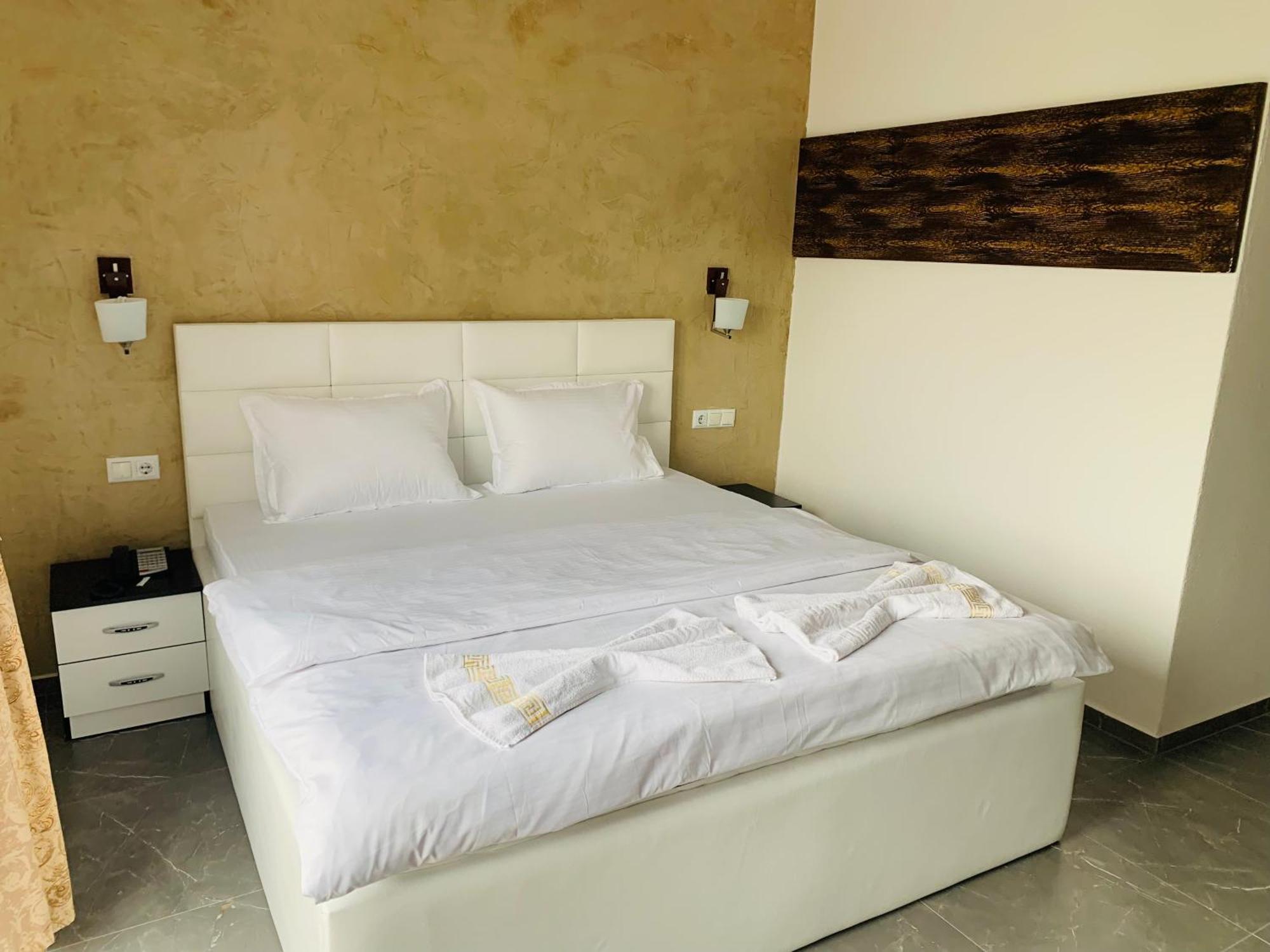 Hotel Albatros Prizren Kültér fotó