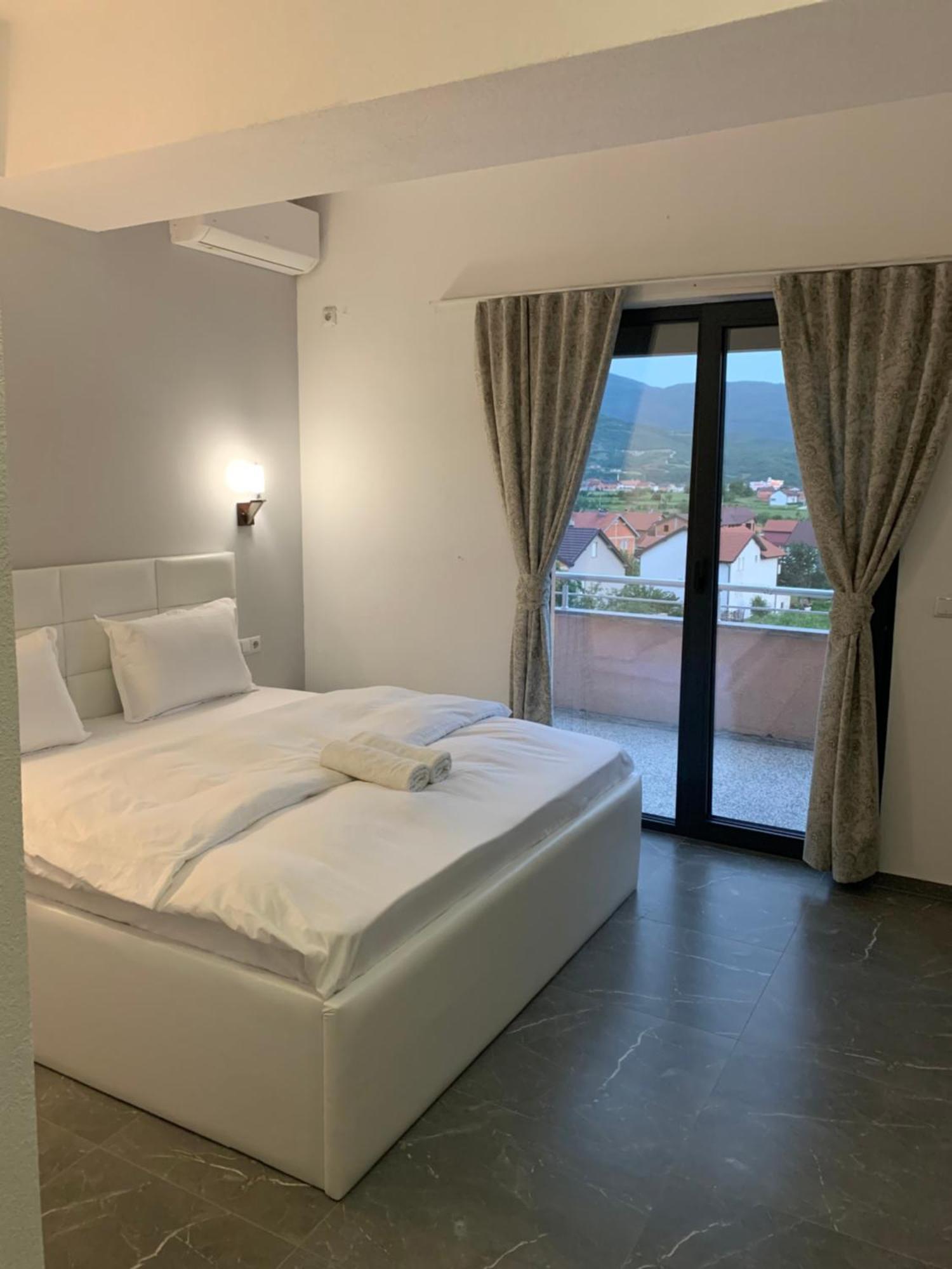 Hotel Albatros Prizren Kültér fotó