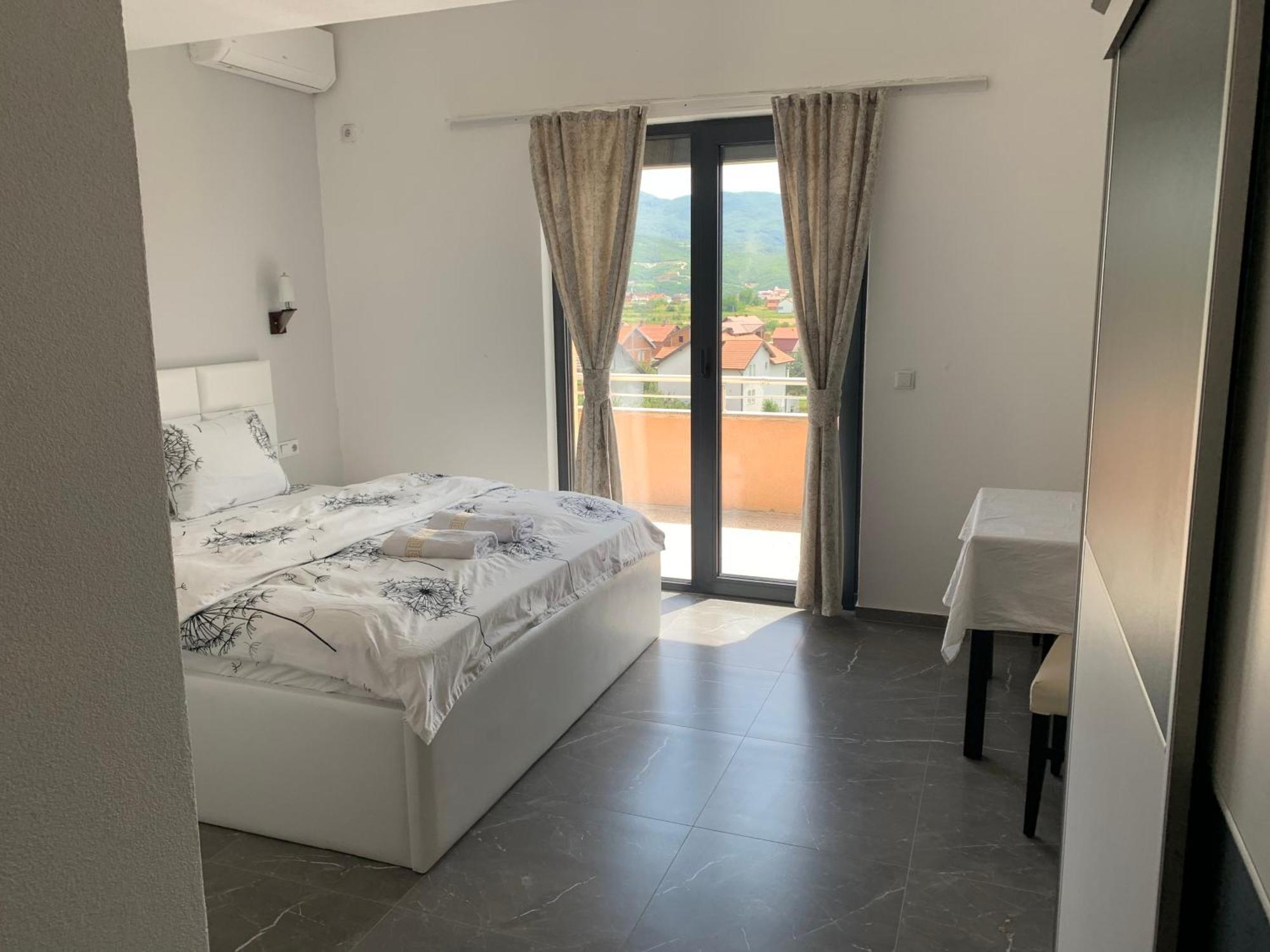 Hotel Albatros Prizren Kültér fotó